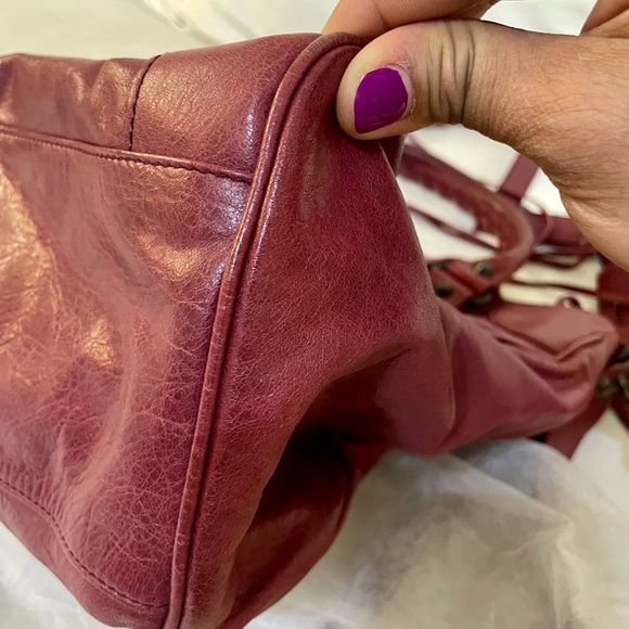 Balenciaga City Bag in Excellent Condition,mirror still has the plastic covering - Picture 11 of 14